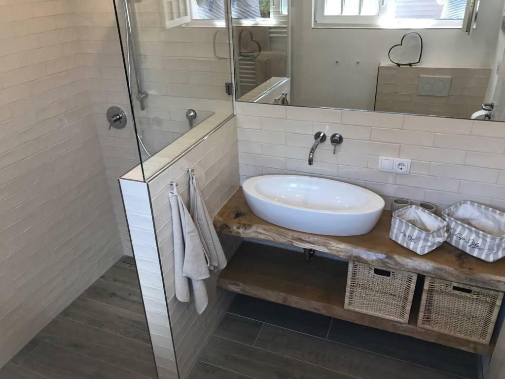 Ferienhaus Wattwurm Rysum 외부 사진