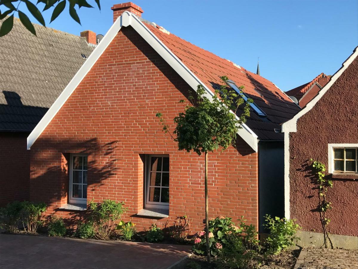 Ferienhaus Wattwurm Rysum 외부 사진
